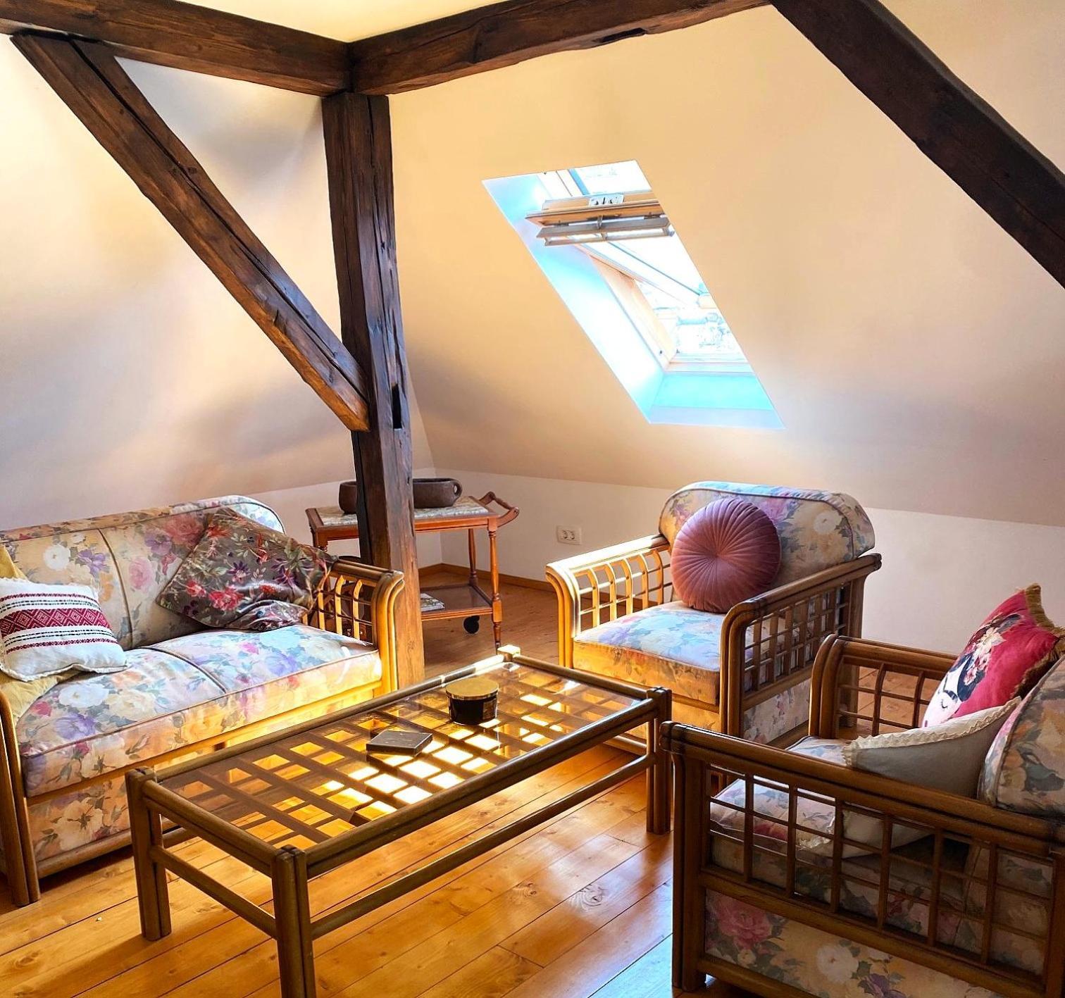 Rose'S Oldtown Apartment Braşov Esterno foto